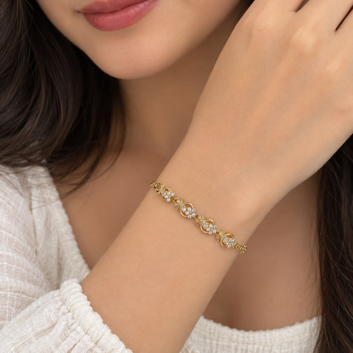 Elegant Two-Tone Floral Filigree Cubic Zirconia Dainty Bracelet