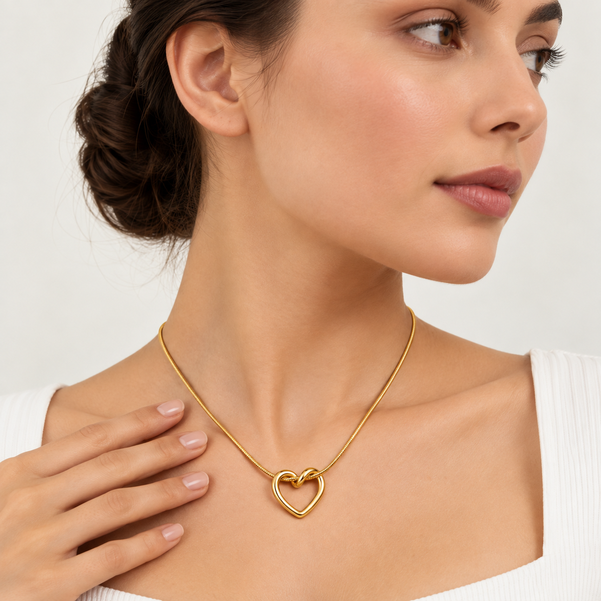 Gold Knot-Heart Necklace