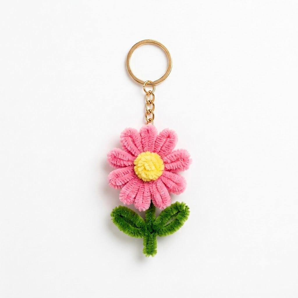 Daisy Bloom Flower Keychain