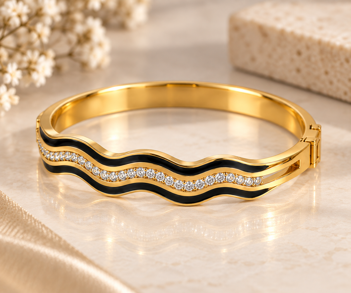 Pavé Wavy Enamel Anti-Tarnish Kada