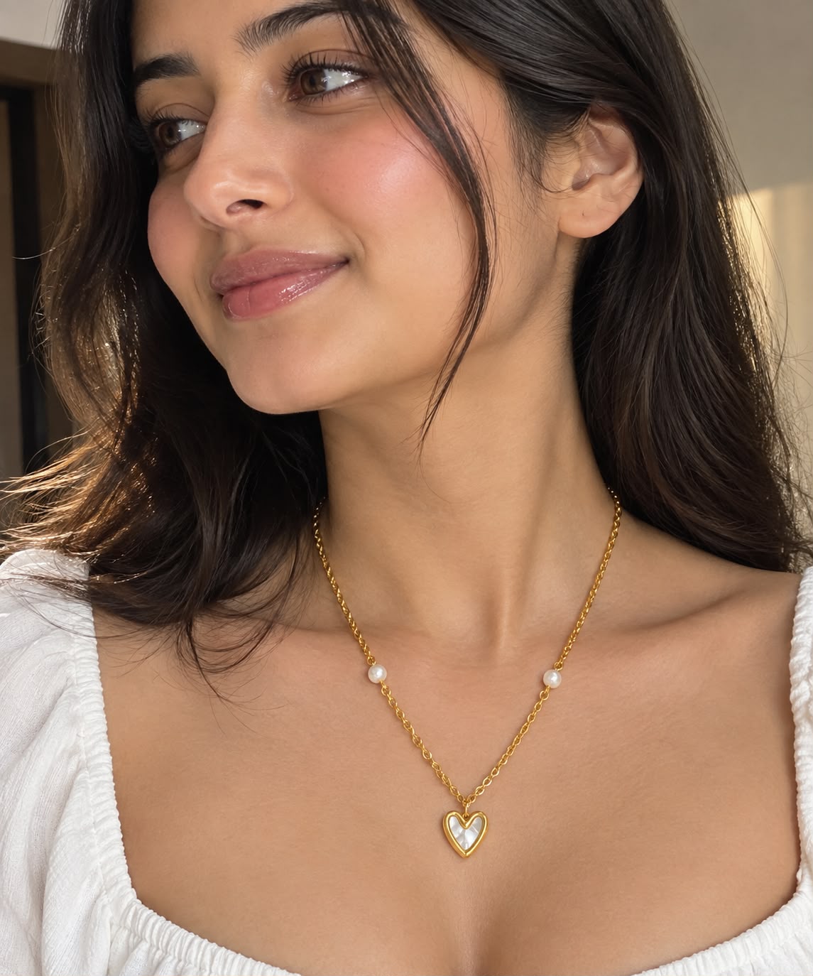 Pearl Station Mother-of-Pearl Heart Necklace
