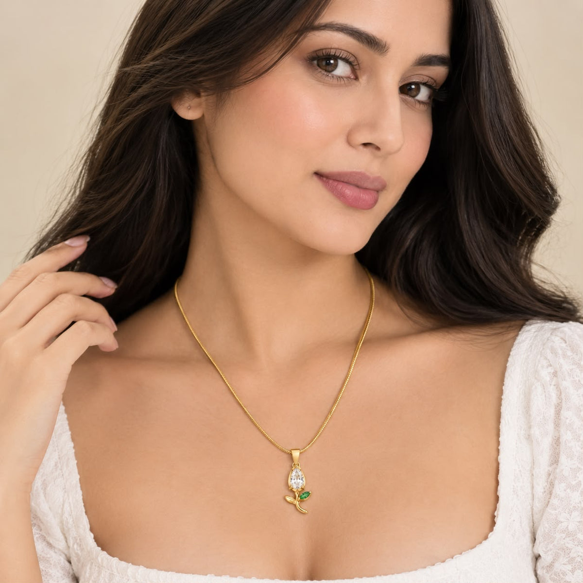 Round Snake Chain with Crystal Floral Pendant